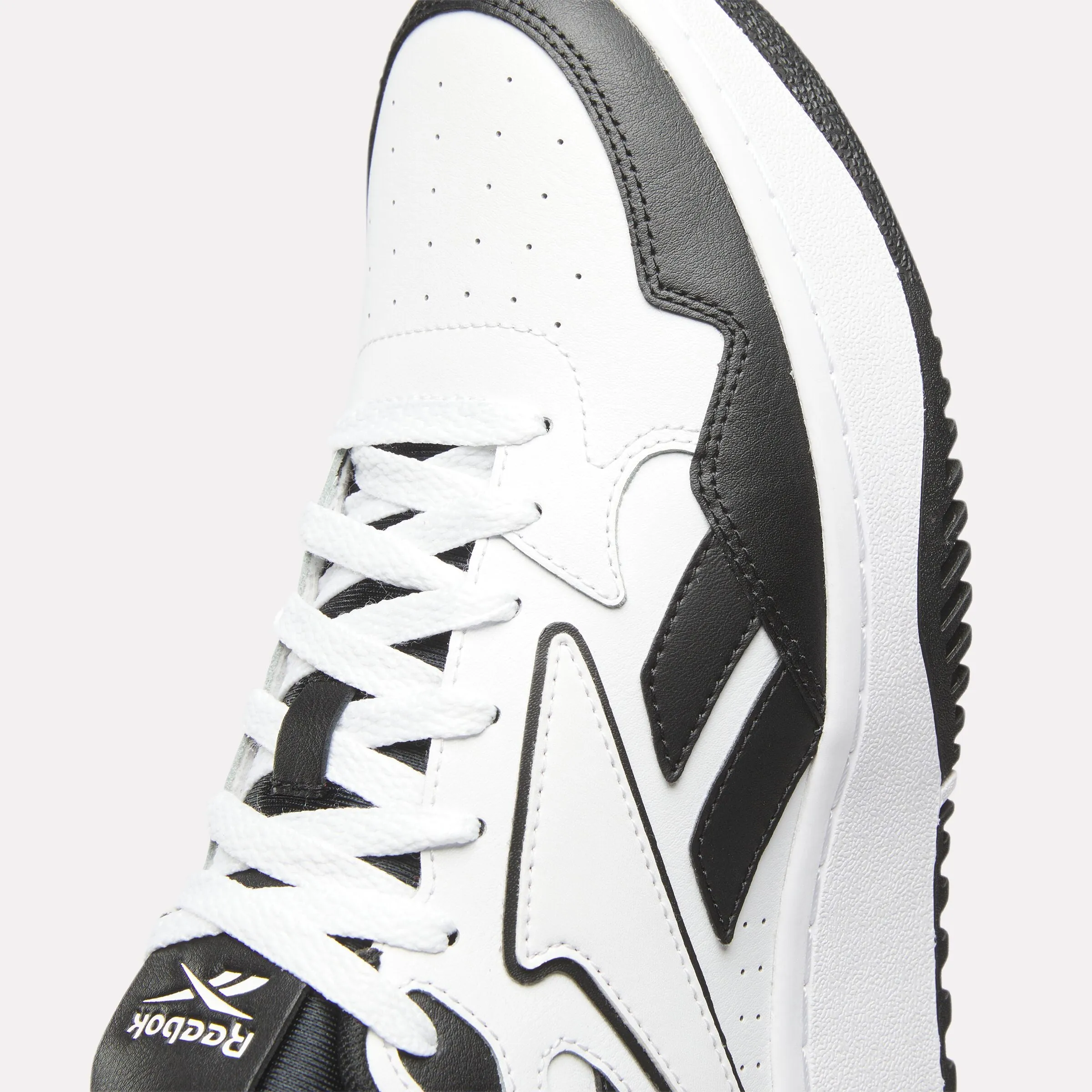 Atr Chill Black/White