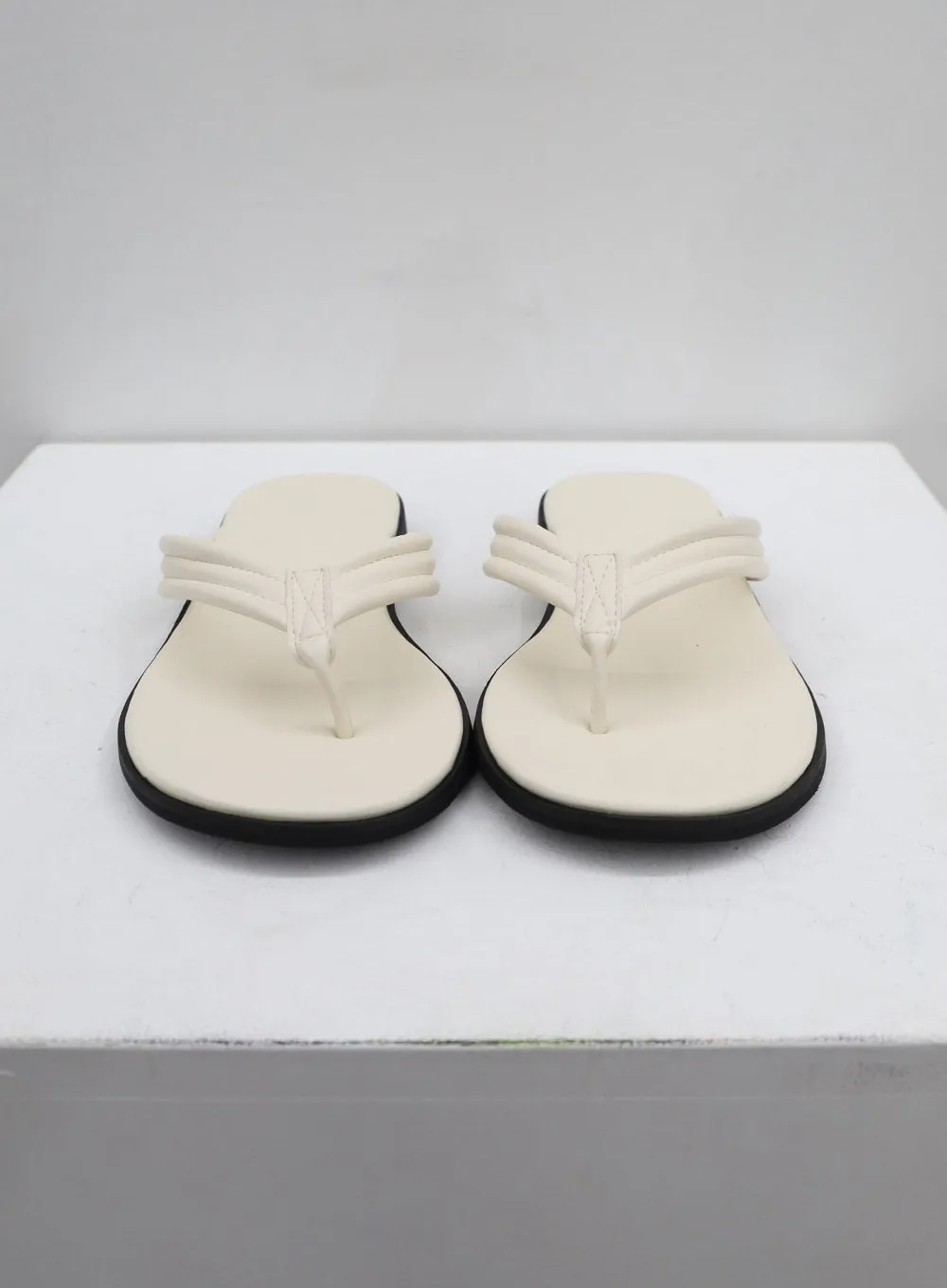 Beige Flip Flops CU21