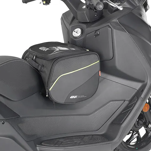 Givi EA136 Seat/Tunnel Bag 23 lt