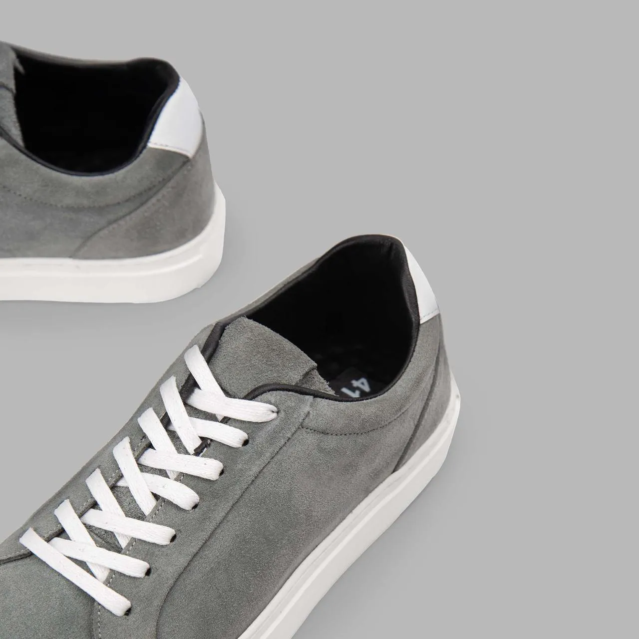 Graysuede | Plain Grey Sneakers