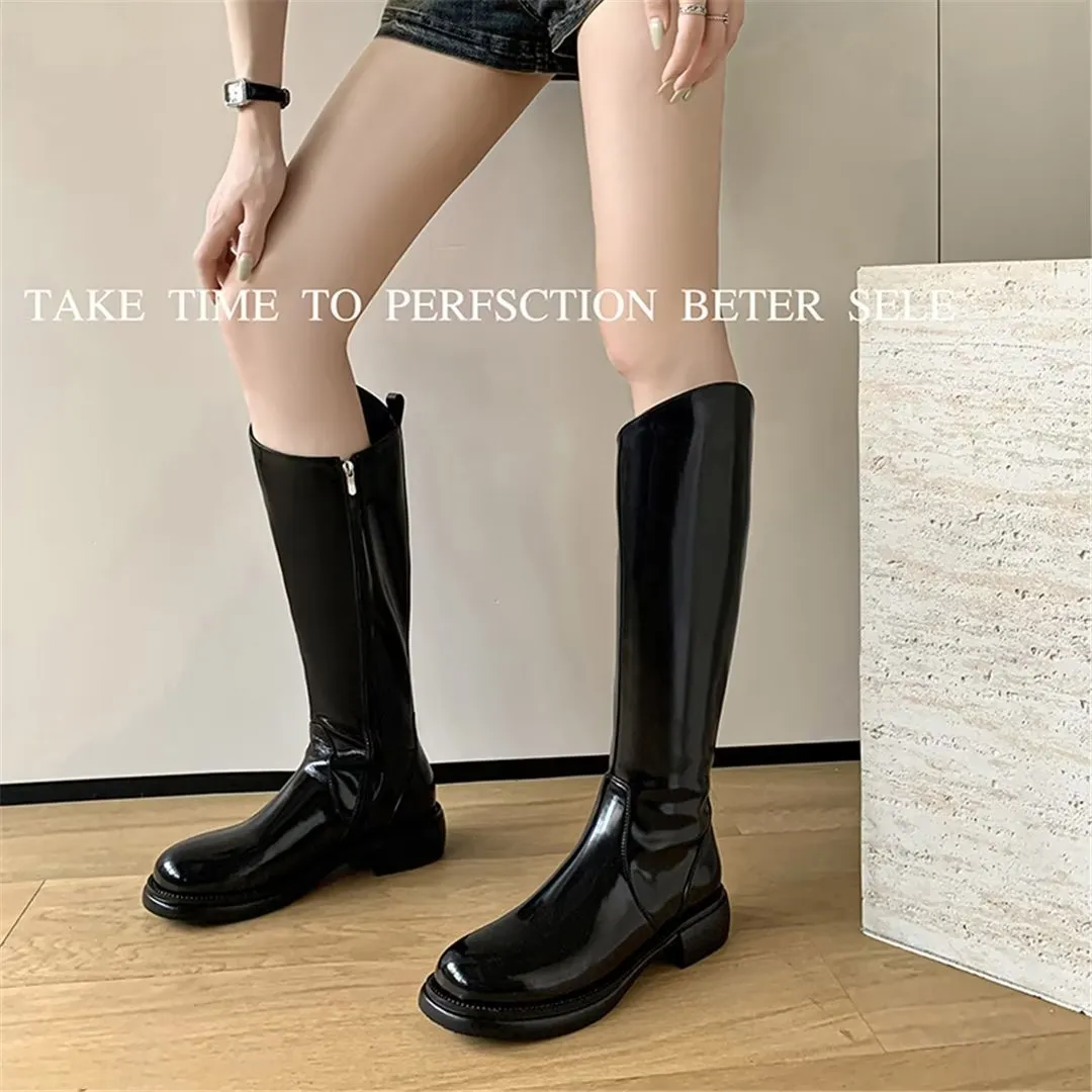 LeatherLuxe Opulent Cowhide Round-Toe Winter Boots