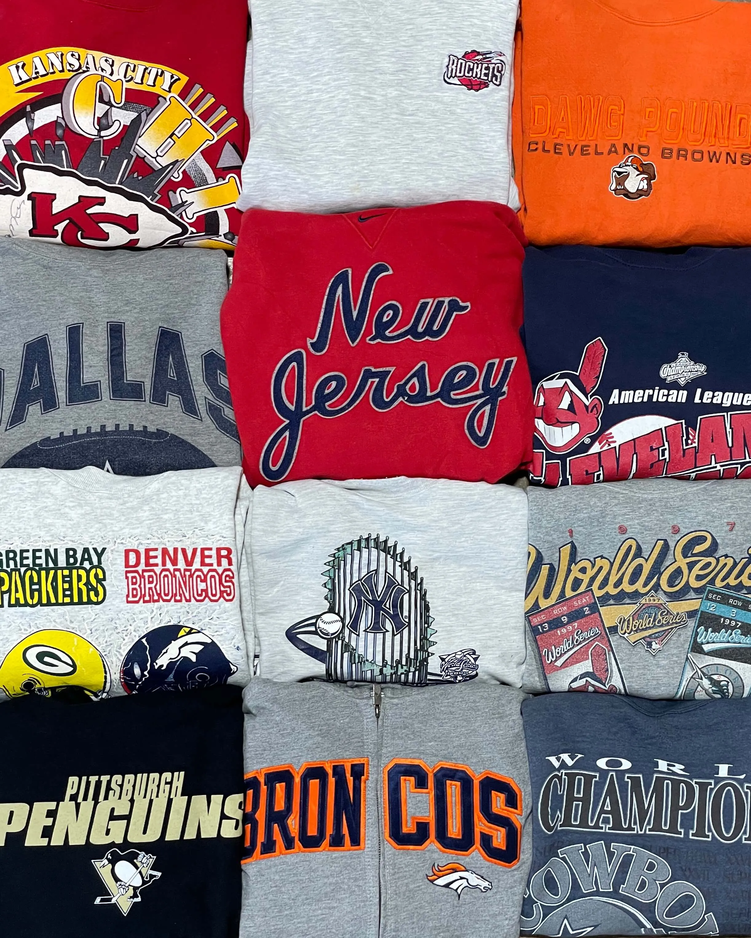 NBA, NFL, MLB, and NHL Sports Sweatshirts Bale