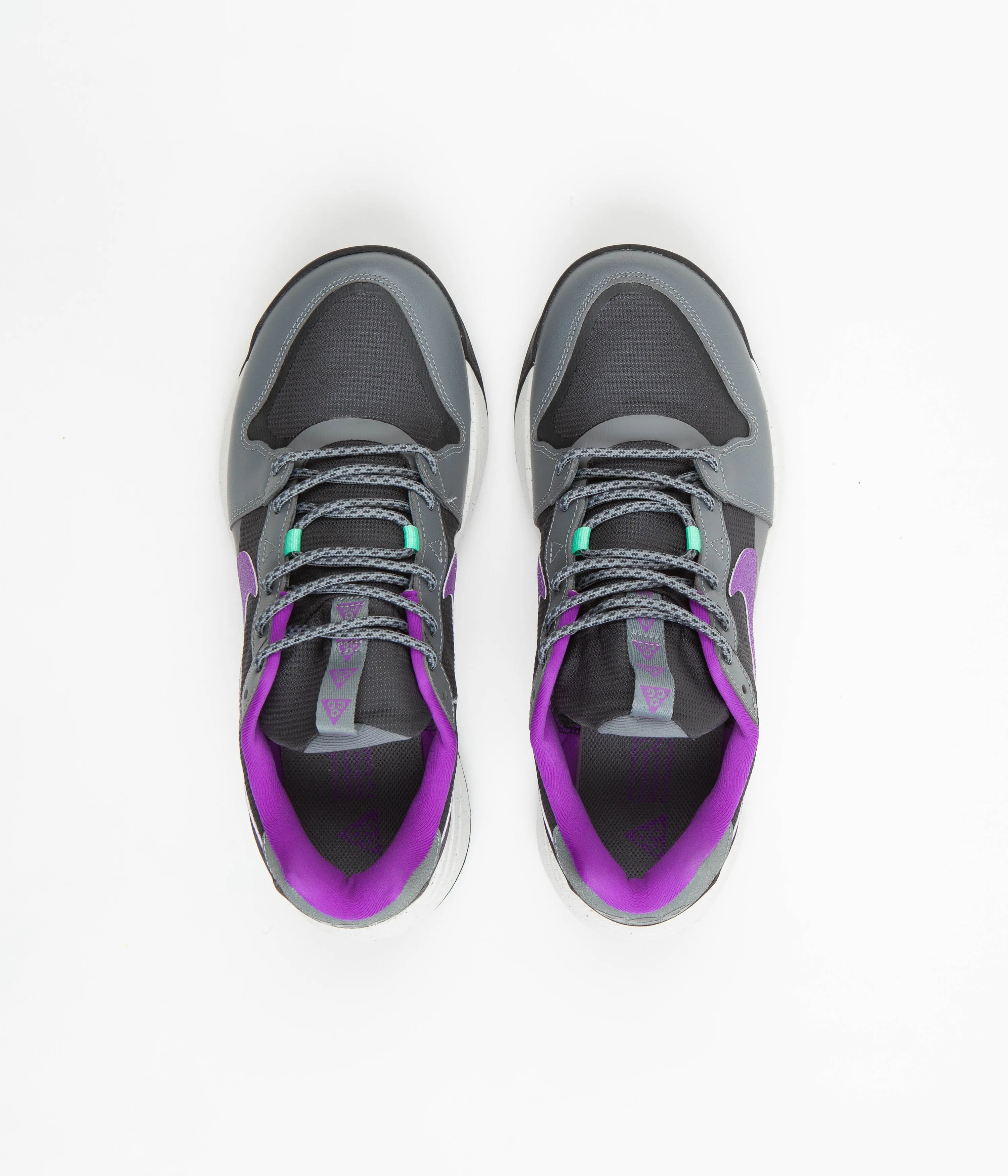 Nike ACG Lowcate Shoes - Smoke Grey / Dark Smoke Grey - Vivid Purple