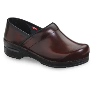 Professional Women's Cabrio Clog - Brown