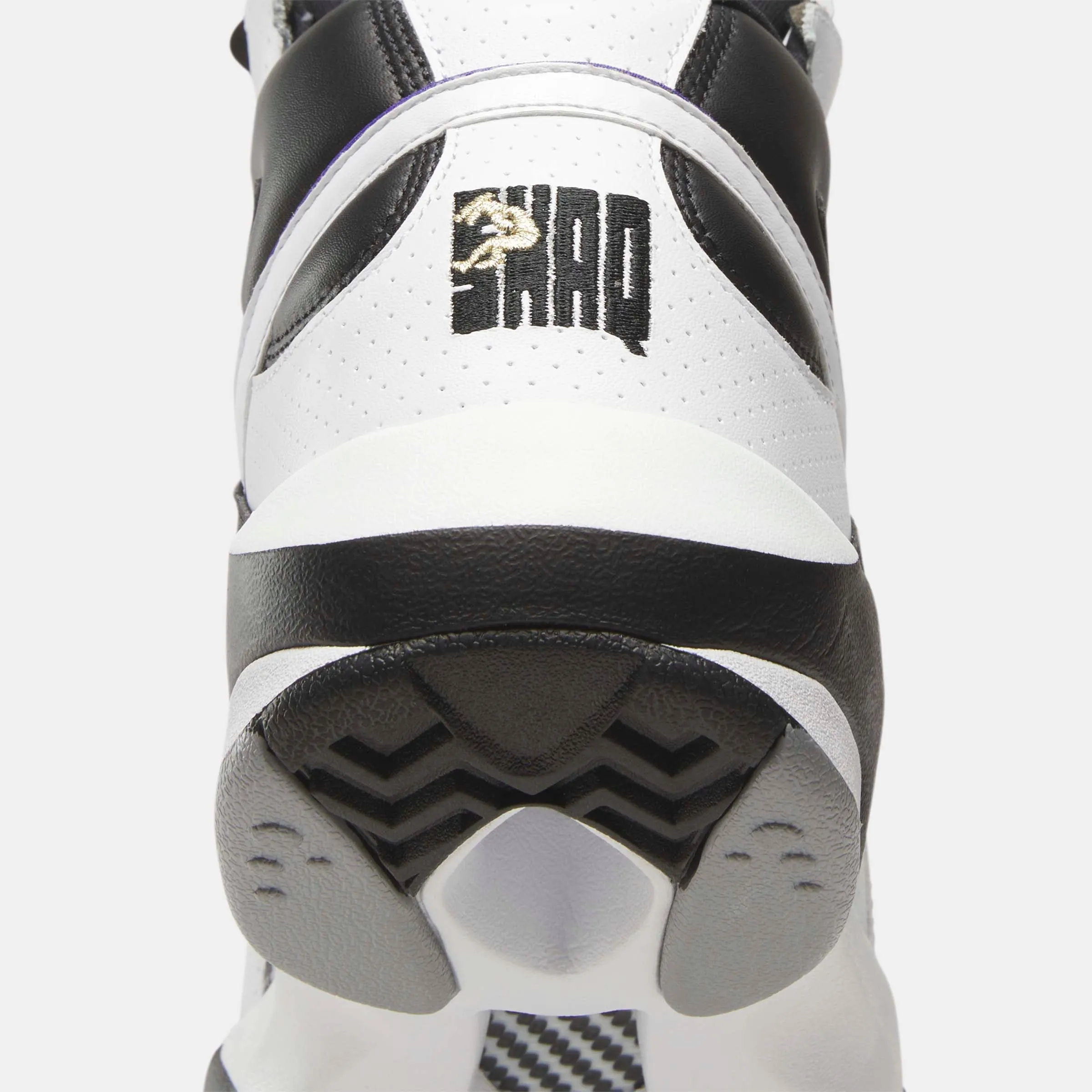 Shaq Attaq White/Black/Gold Met.