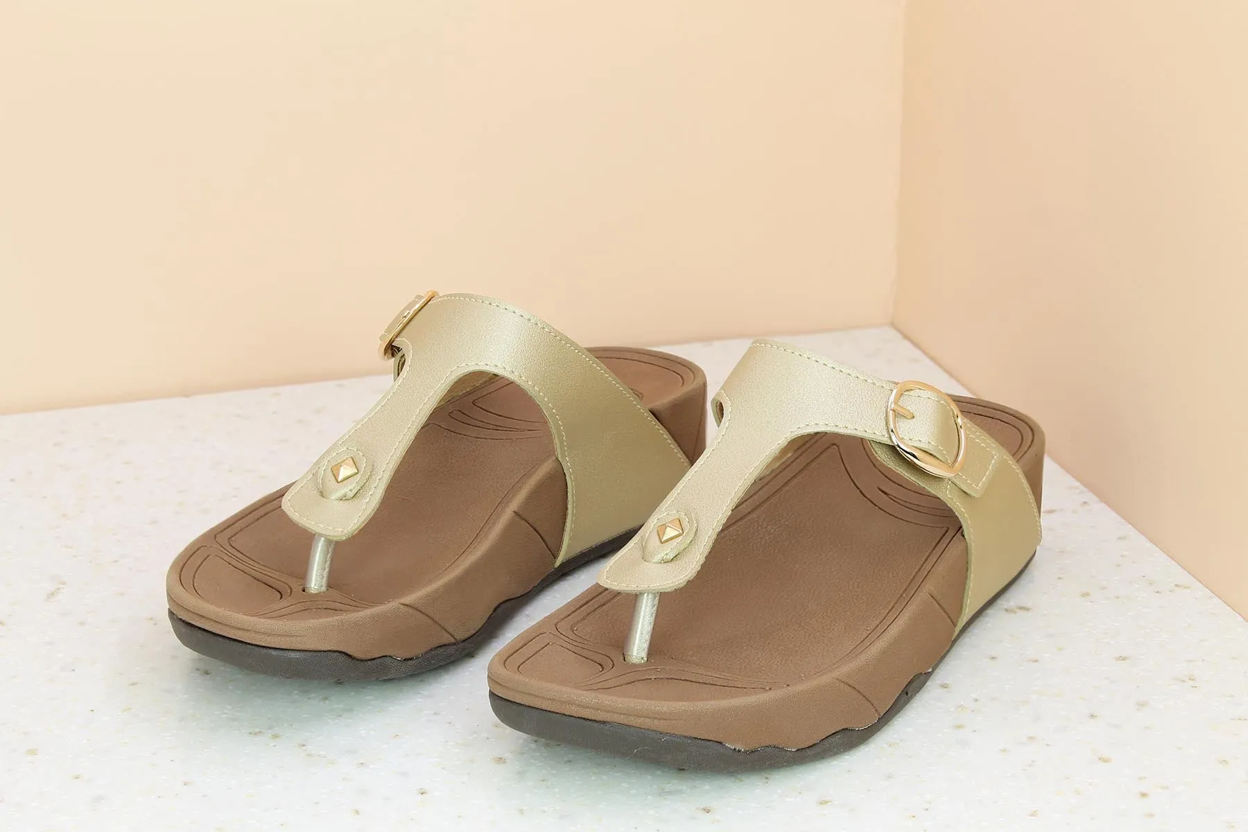 Women Gold Solid Casual Comfort Sandals