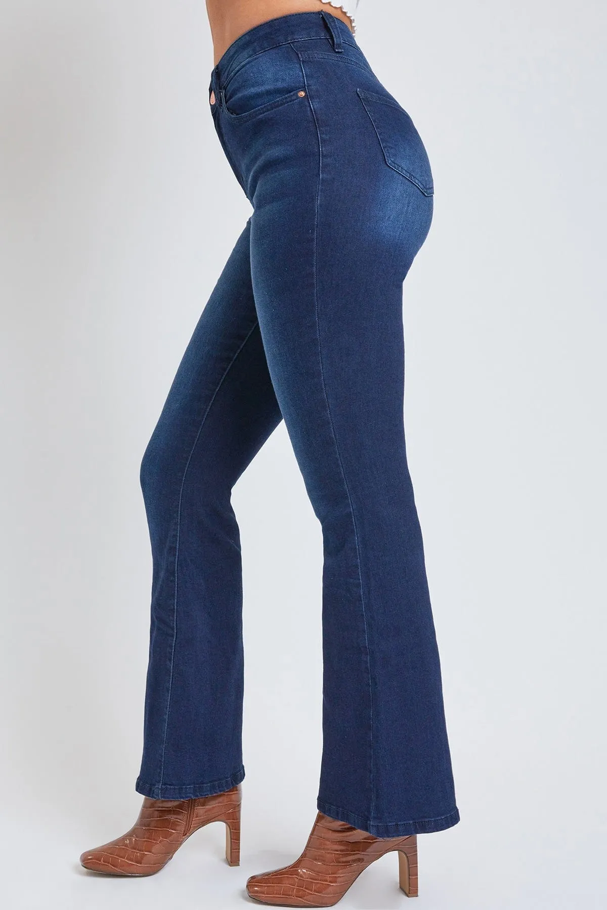 Women's Essential Non-Distressed Flare Jeans