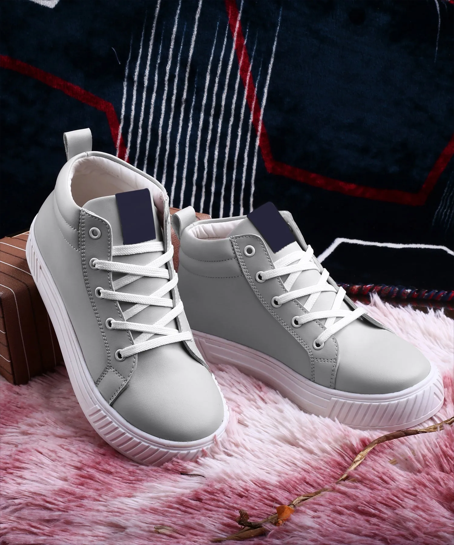 Women's Trendiest Casual Lace-up Shoe